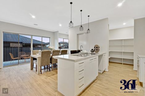 Property photo of 74 Monet Drive Truganina VIC 3029