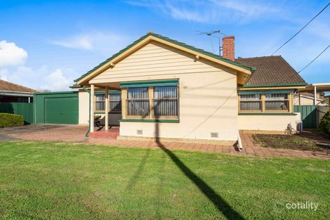 11 Centenary Ave, Findon, SA 5023