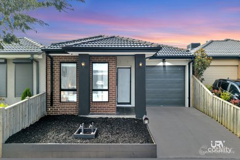 23 Hollington Dr, Mickleham, VIC 3064