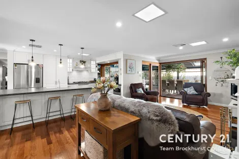 Property photo of 110 Casserly Drive Leeming WA 6149