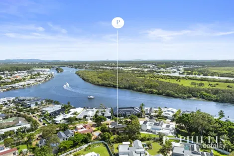 7011 Marine Dr E, Hope Island, QLD 4212