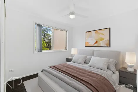 Property photo of 39/1 Warbler Parade Varsity Lakes QLD 4227
