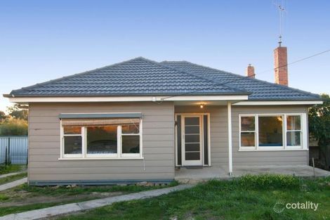 Property photo of 5 Short Street Kangaroo Flat VIC 3555