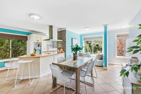 Property photo of 42 Heron Road Catalina NSW 2536