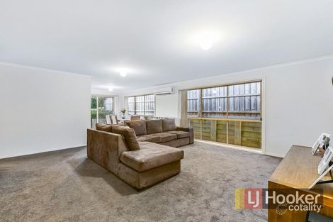 Property photo of 17/51 Leigh Drive Pakenham VIC 3810