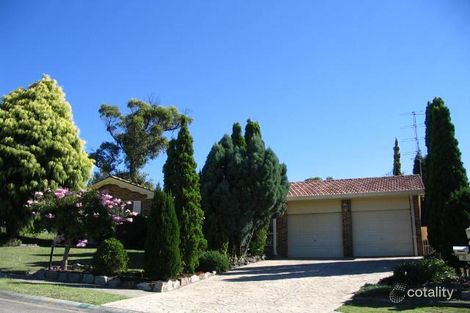 8 Grasmere Way, Lakelands, NSW 2282