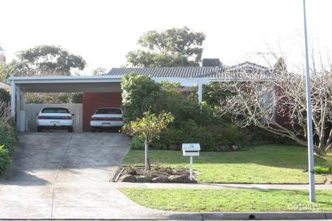 18 Mannering Dr, Glen Waverley, VIC 3150