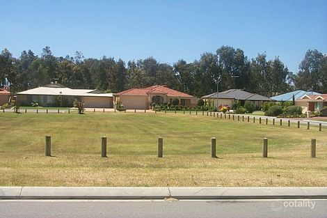 3 Dardanup Grn, Gwelup, WA 6018