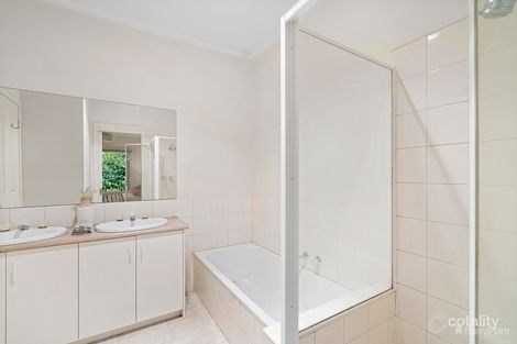 Property photo of 10/14-16 Bowen Road Doncaster East VIC 3109