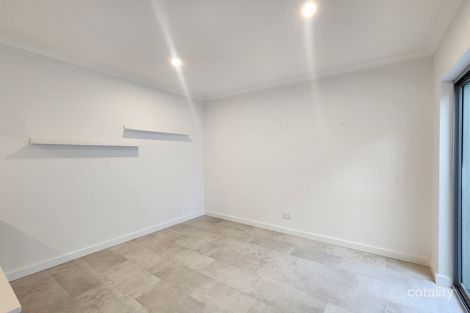 Property photo of 39 Turquoise Boulevard Treeby WA 6164