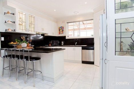 Property photo of 12 Hakea Court Thomastown VIC 3074