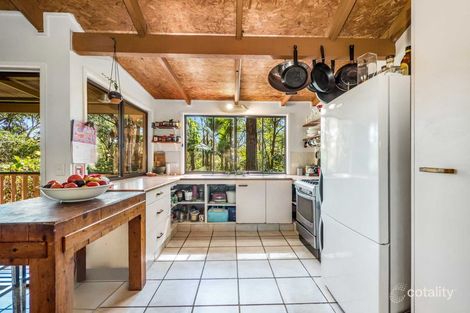 Property photo of 40 Matong Drive Ocean Shores NSW 2483
