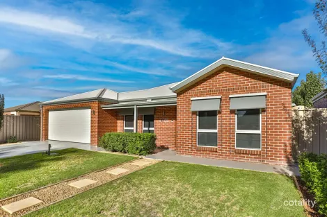 Property photo of 10 Voullaire Drive Red Cliffs VIC 3496