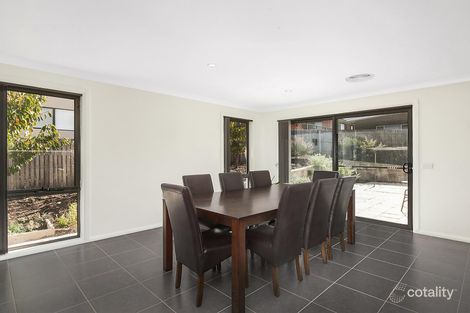 Property photo of 32 Thunder Circuit Harrison ACT 2914