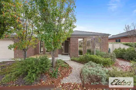 32 Grand Junction Dr, Miners Rest, VIC 3352