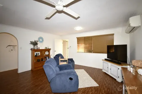 Property photo of 12 Misfeld Close Gracemere QLD 4702