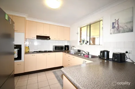 Property photo of 12 Misfeld Close Gracemere QLD 4702