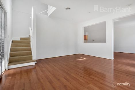 Property photo of 2/24 Miranda Road Reservoir VIC 3073