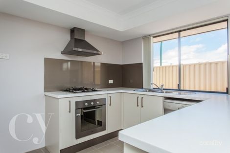 Property photo of 2 Vickridge Close Beaconsfield WA 6162