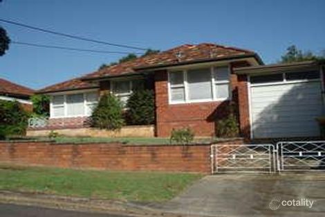 13 Waycott Ave, Kingsgrove, NSW 2208