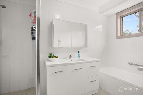 Property photo of 2/2 Rosewood Crescent Taree NSW 2430