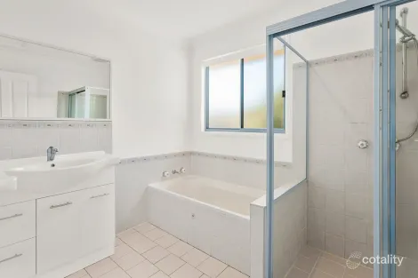 Property photo of 5/29-31 Parma Way Blackbutt NSW 2529