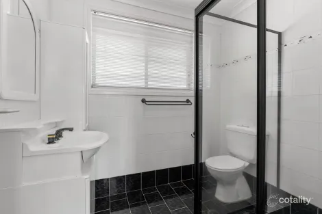 Property photo of 10 Dixon Street Abbotsbury NSW 2176