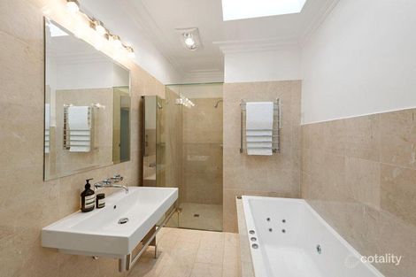 Property photo of 2 Newry Street Windsor VIC 3181
