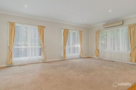Property photo of 2/5 Leach Avenue Box Hill North VIC 3129