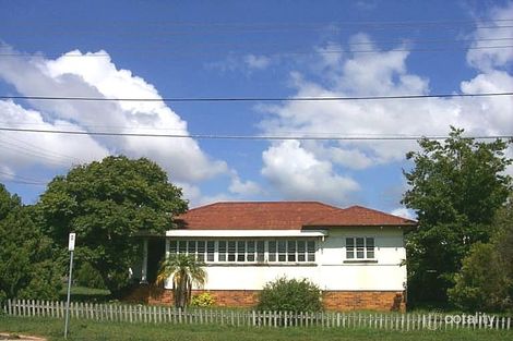 27 South Station Rd, Booval, QLD 4304