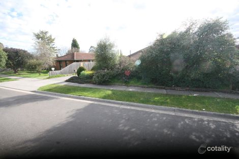 16 Erskine Dr, Rowville, VIC 3178