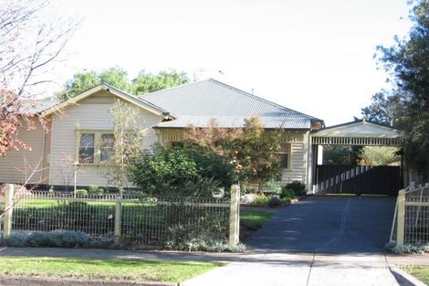 17 Langs Rd, Ivanhoe, VIC 3079