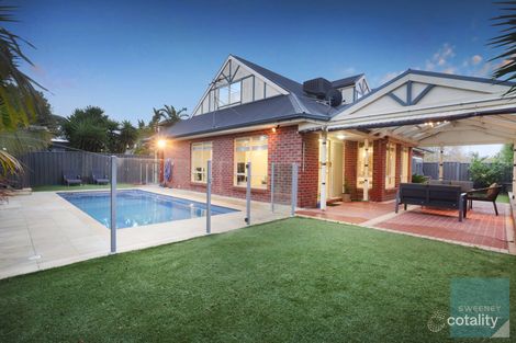 Property photo of 14 Amaroo Grove Burnside VIC 3023