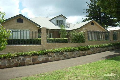 7 Campbell St, East Toowoomba, QLD 4350
