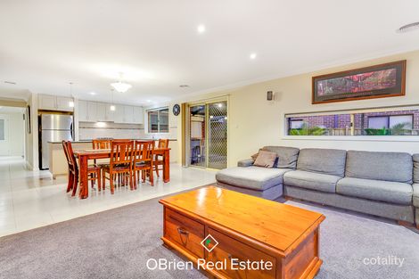 Property photo of 46 Yammerbook Way Cranbourne East VIC 3977