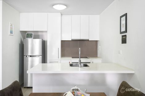 Property photo of 211/2 Olive York Way Brunswick West VIC 3055