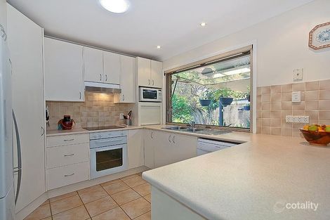 Property photo of 18 Brett Place Wynnum West QLD 4178