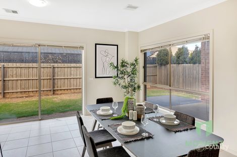 Property photo of 3 Dargo Road Werribee VIC 3030