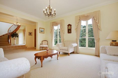 Property photo of 35-37 Ennismore Crescent Park Orchards VIC 3114