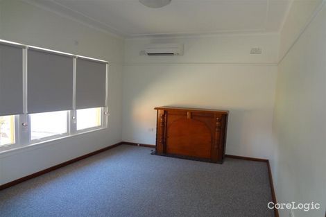 Property photo of 3 Bluett Crescent Turvey Park NSW 2650