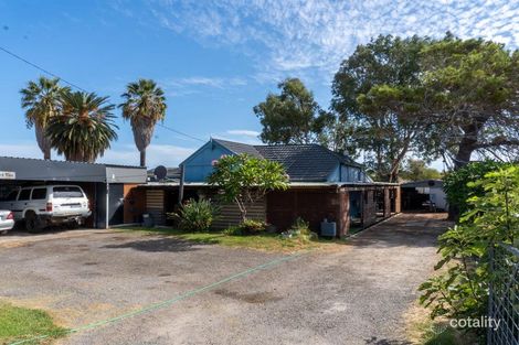 Property photo of 643 Rockingham Road Lake Coogee WA 6166