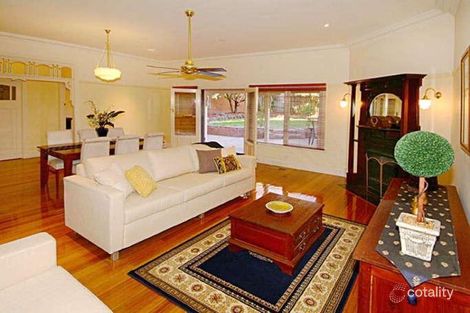 Property photo of 8 Madel Avenue Strathmore VIC 3041