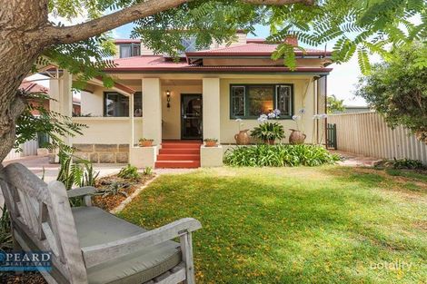 2 Tasman St, Mount Hawthorn, WA 6016