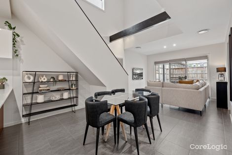 Property photo of 18 Merrick Way Gledswood Hills NSW 2557