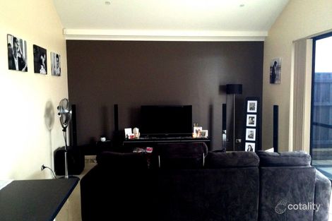 Property photo of 25 Pineroo Terrace Ellenbrook WA 6069