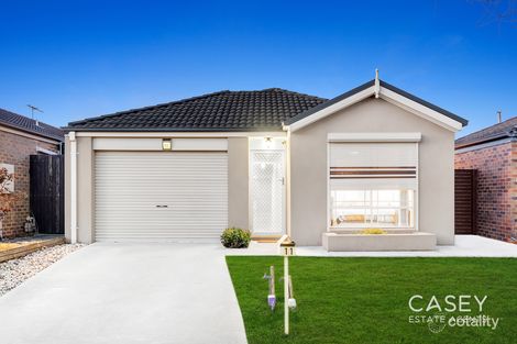 Property photo of 11 Greenaway Terrace Cranbourne East VIC 3977