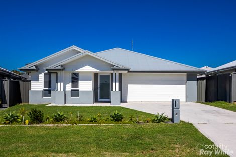 5 Neptune Ave, Forster, NSW 2428