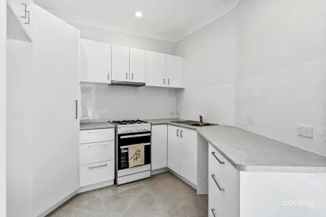 Property photo of 15 Grasmere Crescent Wheeler Heights NSW 2097