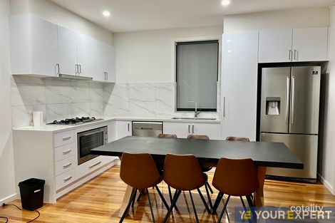 Property photo of 2/39 Wordsworth Avenue Clayton South VIC 3169