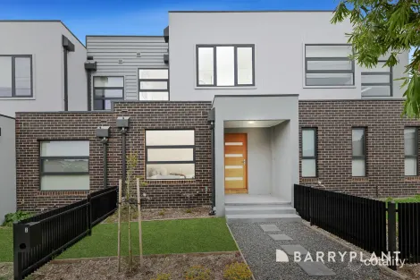 2/8 Mountain Gate Dr, Ferntree Gully, VIC 3156